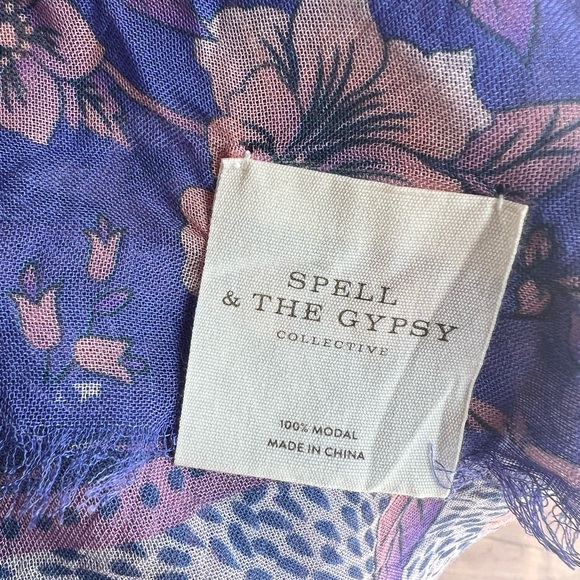 Spell Luna Travel Scarf/dress - Picture 10 of 11